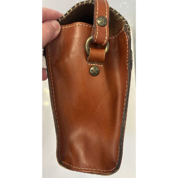 Patricia Nash Brown Tooled Italian Leather Crossbody Bag Western Style Clasp - Picture 9 of 16